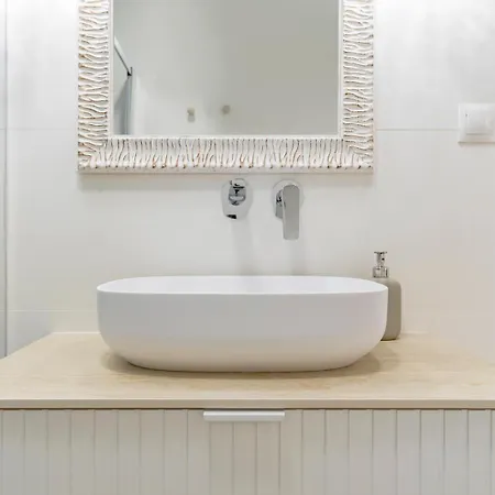 Apartment Costa 1 *